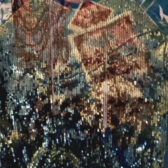 Girls Shirt size 6  Very sparly - Picture 10 of 14